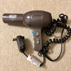 Vidal Sassoon Brown Hair Dryer